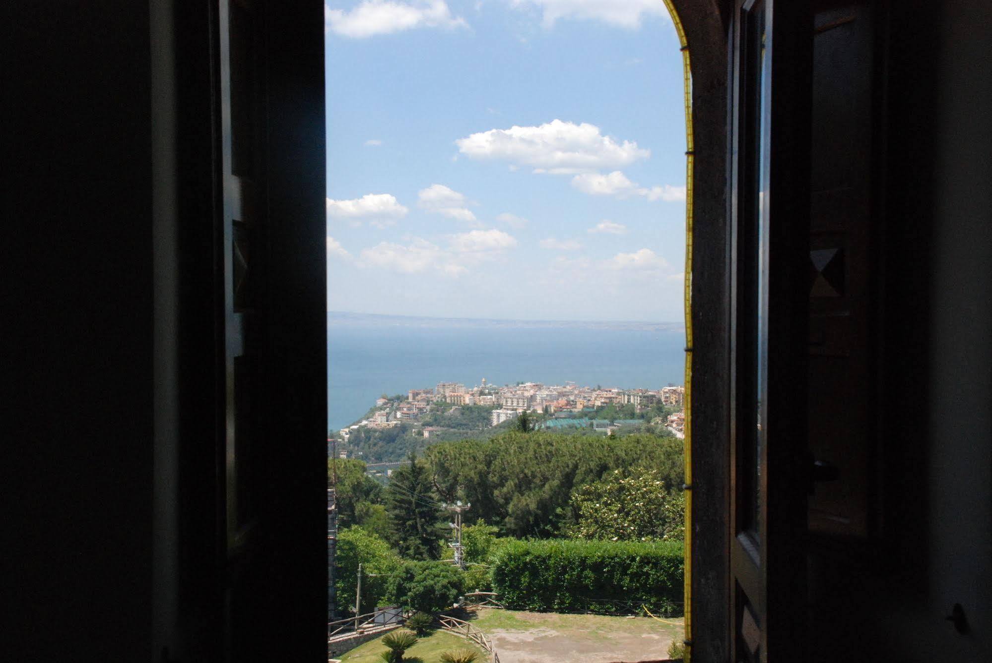 Villa Della Porta - Dimora Storica Vico Equense Bagian luar foto